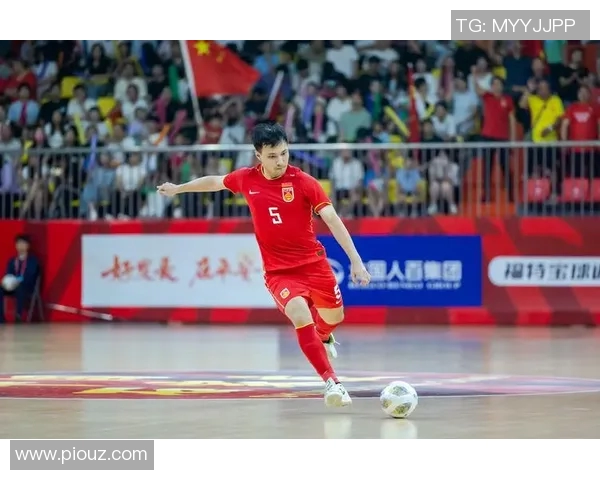 中韩足球明星对决解析：历史交锋与未来展望