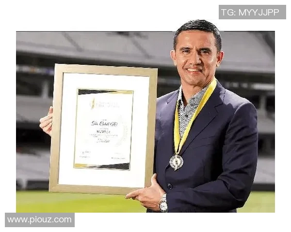 足球明星用英语分享他们的职业生涯与成功秘诀的精彩瞬间